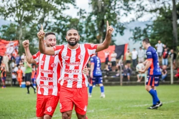 Vídeo: mandantes não vencem na ida das quartas de final da Copa Sul dos Campeões