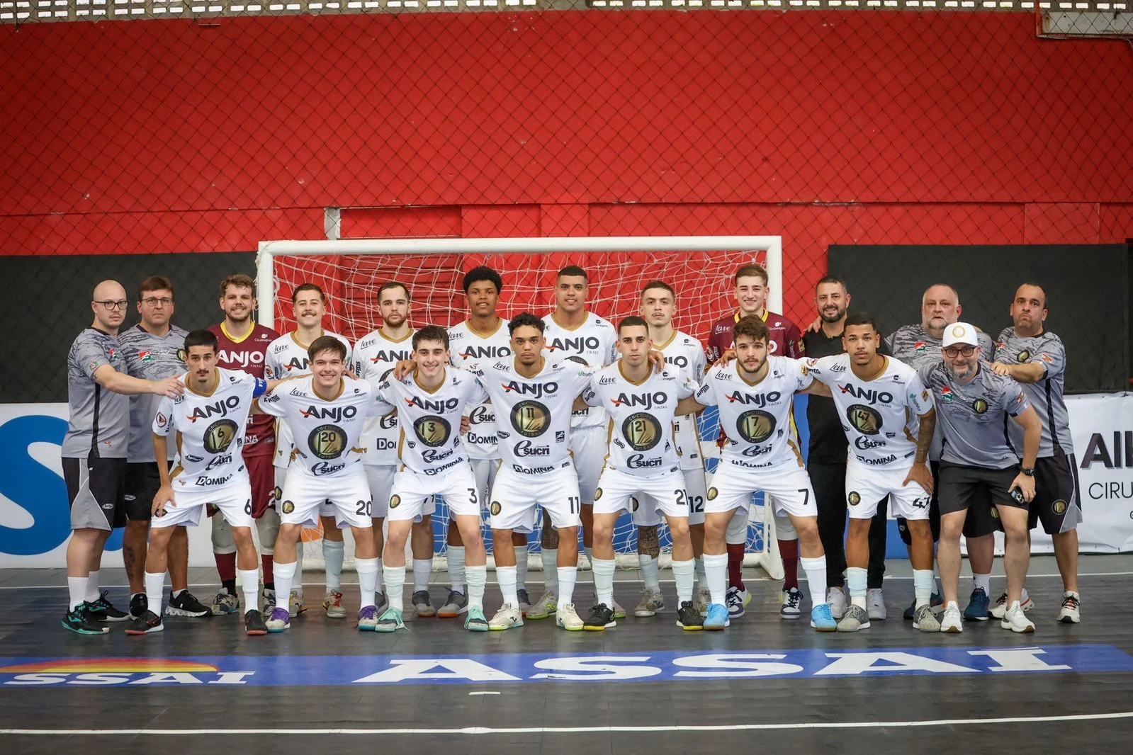 Criciúma Futsal busca vitória fora de casa para permanecer entres os primeiros do grupo