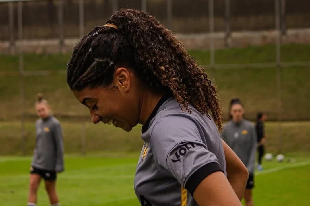 Meninas Carvoeiras disputam último jogo da primeira fase do Campeonato Catarinense
