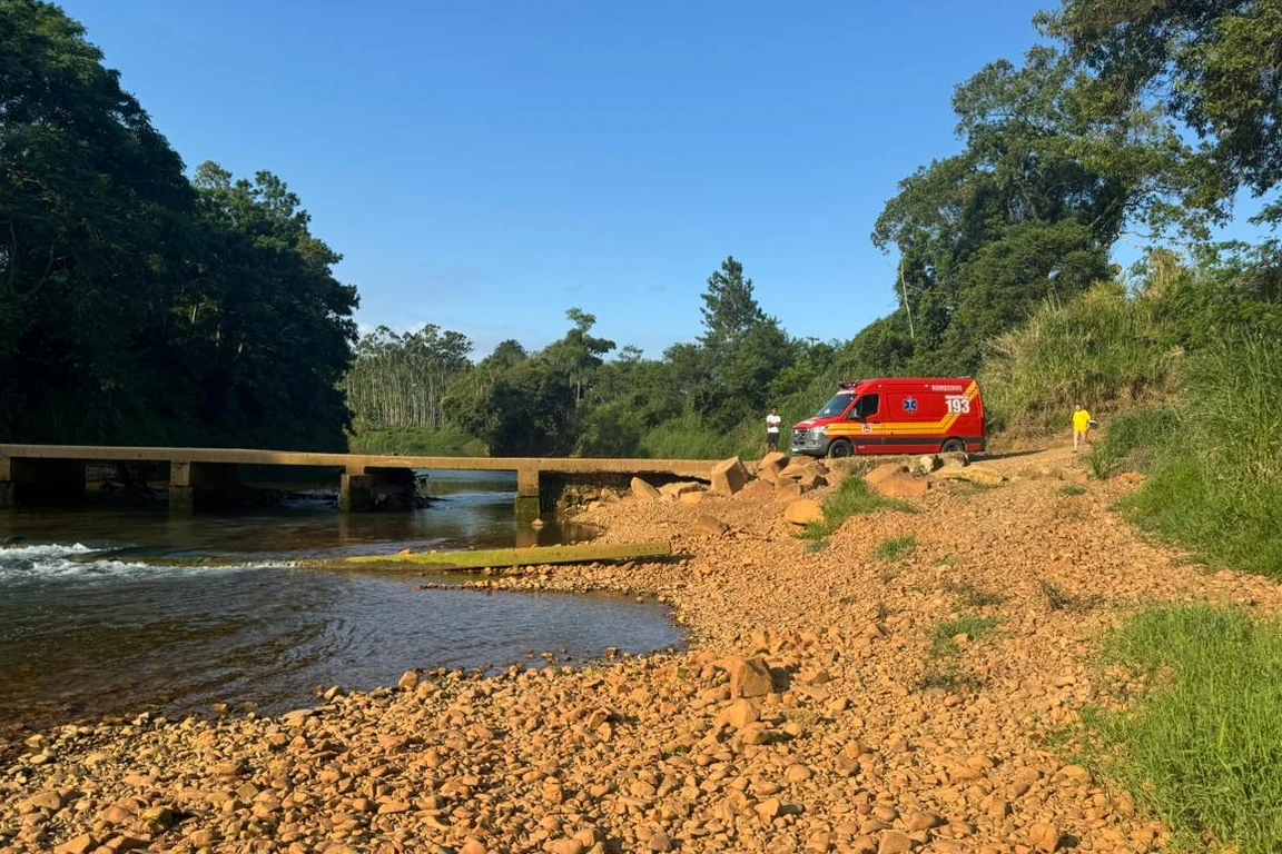 Homem morre afogado em rio de Forquilhinha