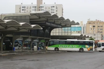 Litoral Sul lidera busca por passagens em Criciúma; veja destinos mais procurados para o Ano Novo