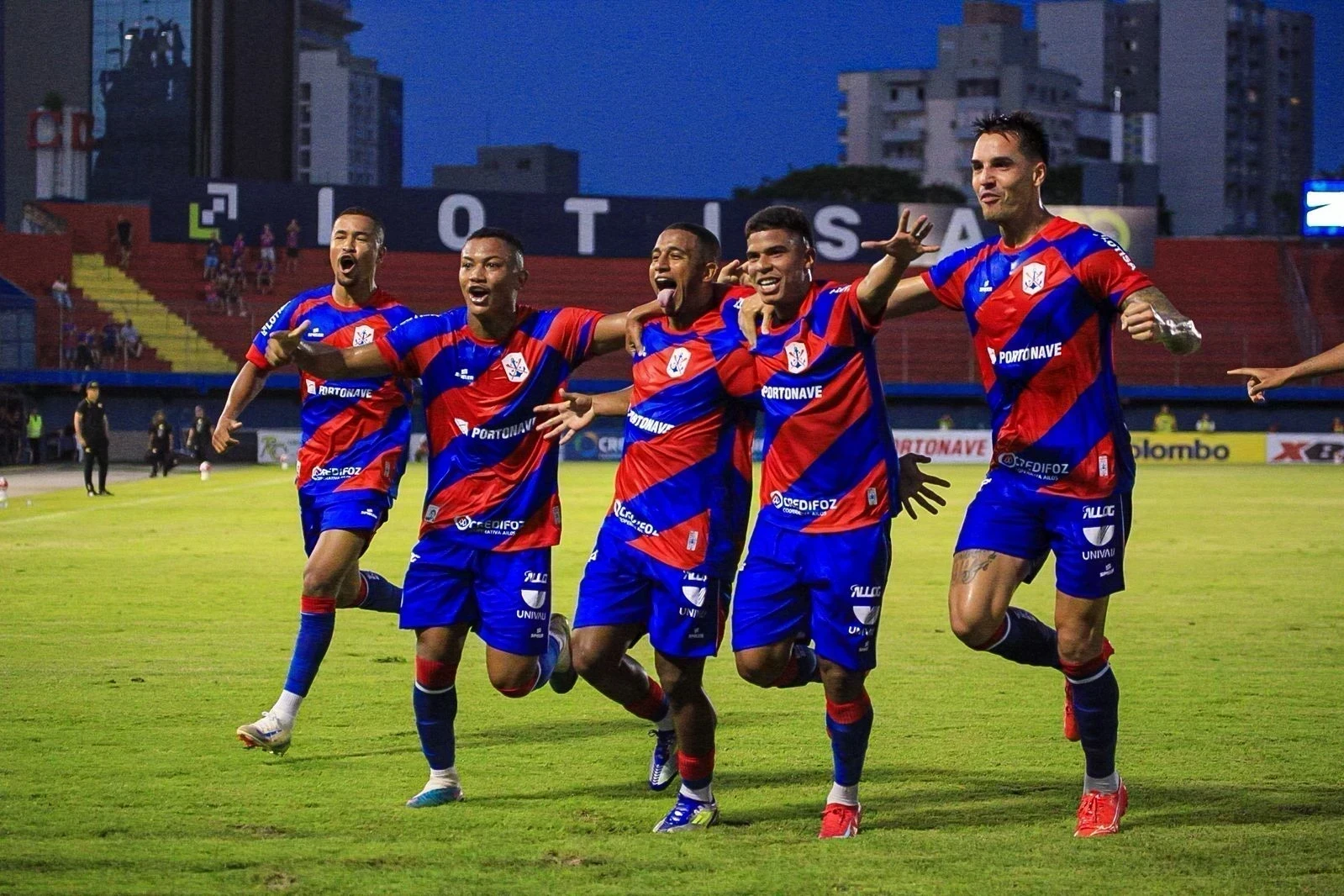 Estreia ruim: Criciúma perde na arrancada do Campeonato Catarinense