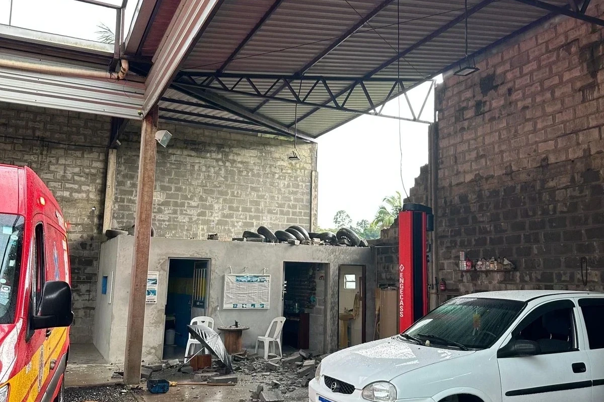 Temporal: trabalhador é atingido por parede em Siderópolis