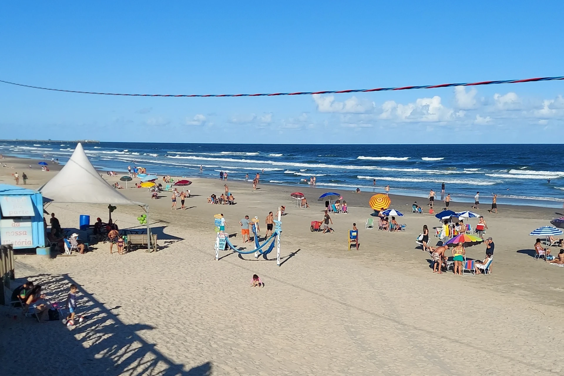 Após período de balneabilidade ruim, Balneário Rincão tem fim de semana de mar limpo e calmo