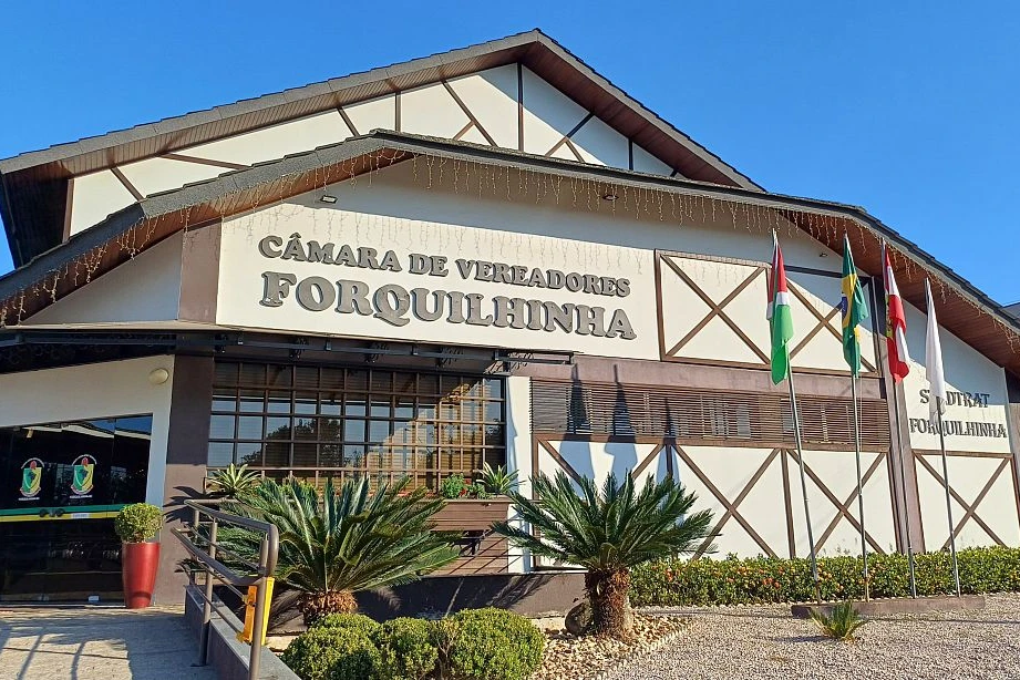 Forquilhinha: TRE-SC notifica Câmara de Vereadores e fará recontagem de votos após cassação de vereador