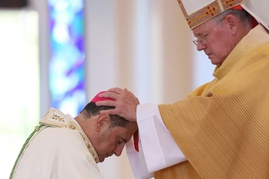 Dom Milton: futuro bispo titular da Diocese de Criciúma é ordenado