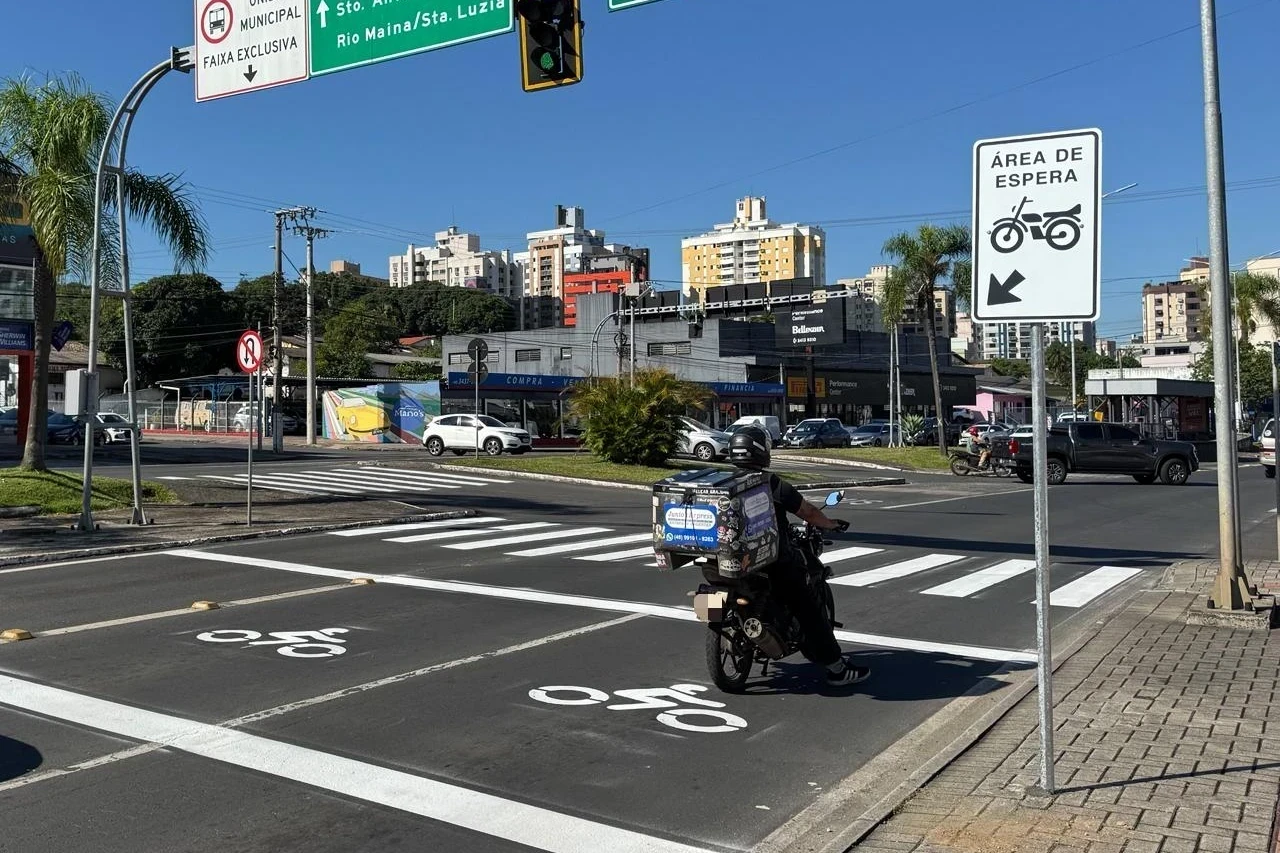 Data para colocação das novas áreas de espera exclusiva para motos é definida em Criciúma