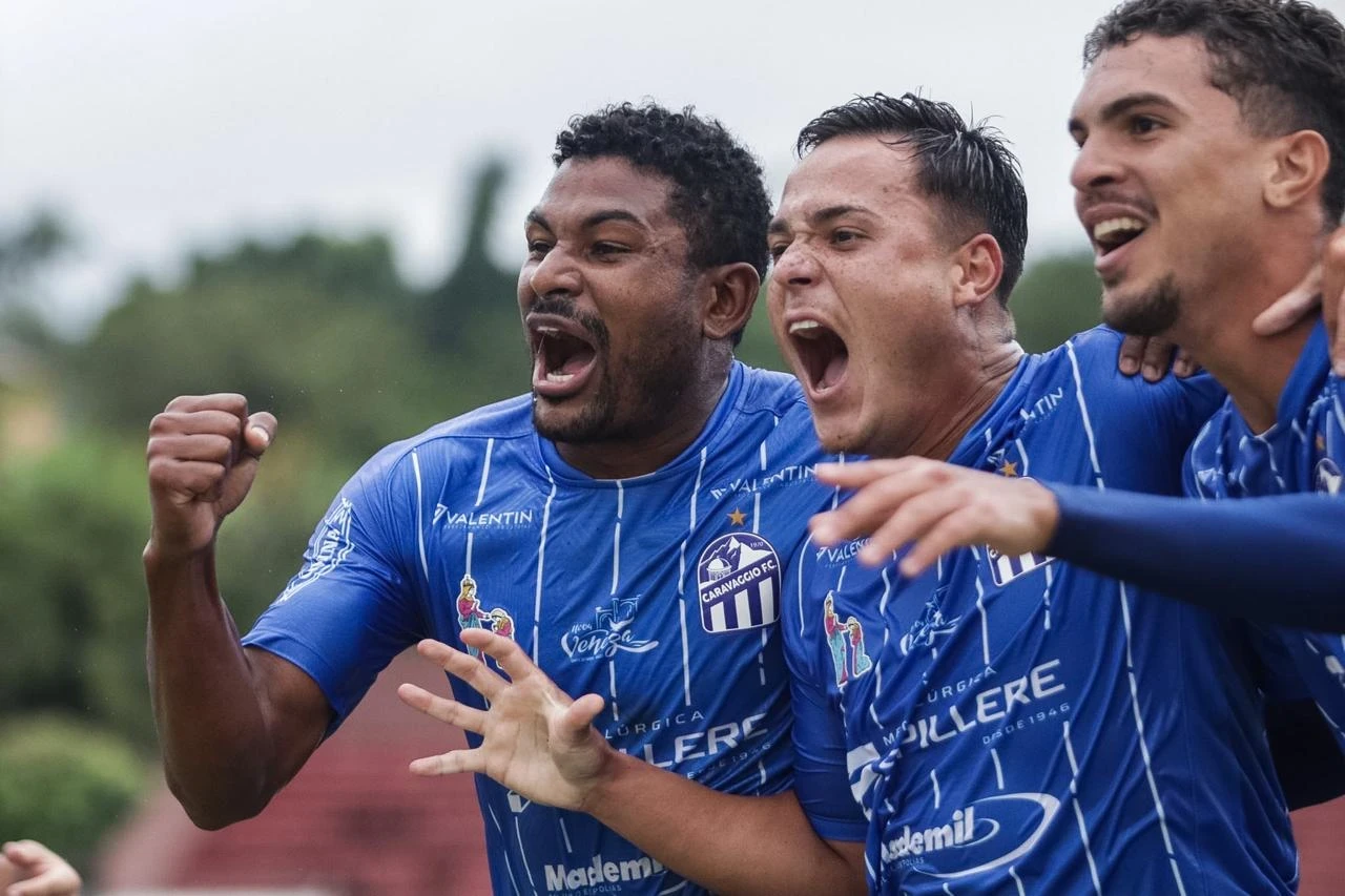 Goleada histórica! Caravaggio vence o Jaraguá e assume a liderança da Série B do Catarinense