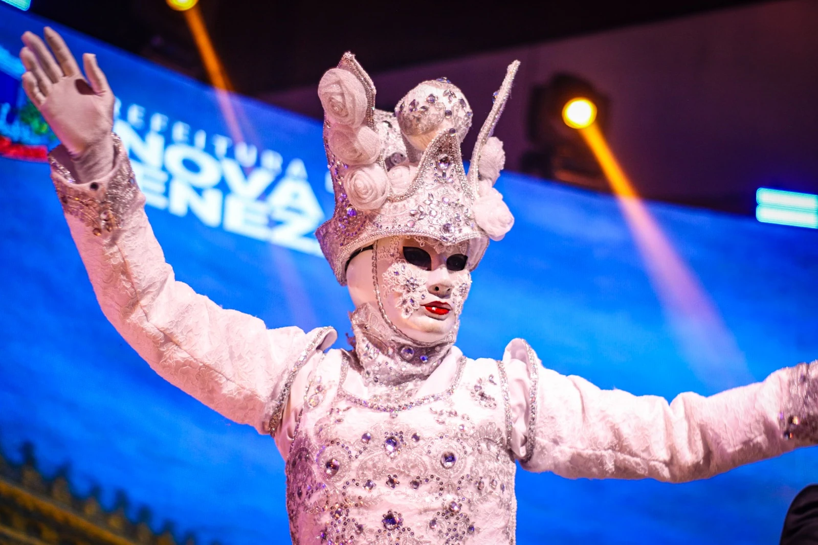 Baile de Gala antecipa o clima da Festa da Gastronomia em Nova Veneza