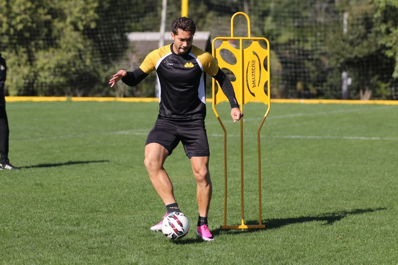 Criciúma finaliza preparação para duelo contra o América-MG