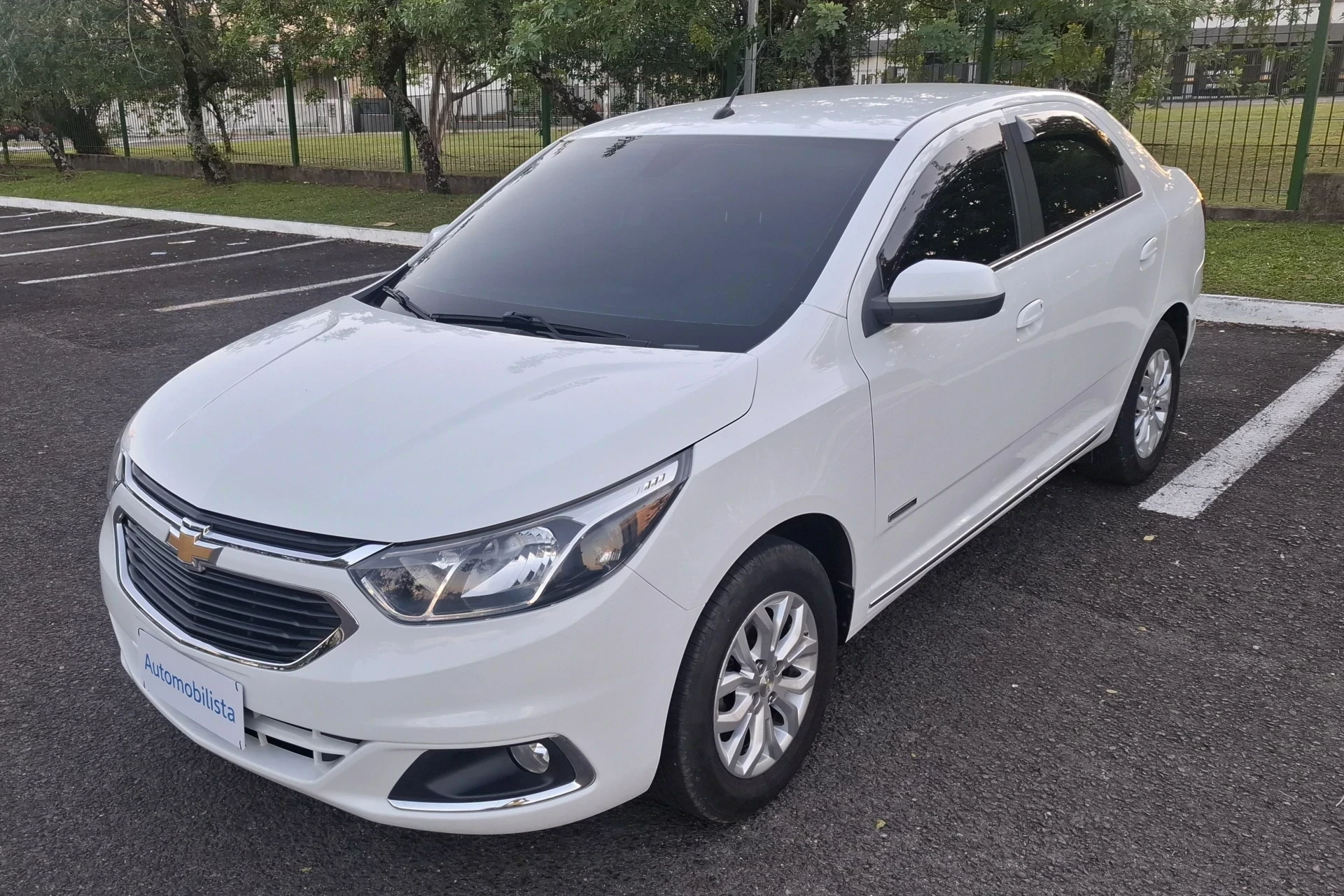 Chevrolet Cobalt Elite 2019: o patinho feio da GM