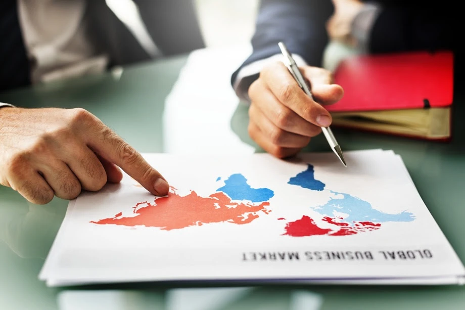 Tarifaço dos EUA pode impulsionar diversificação comercial de empresas brasileiras na União Europeia