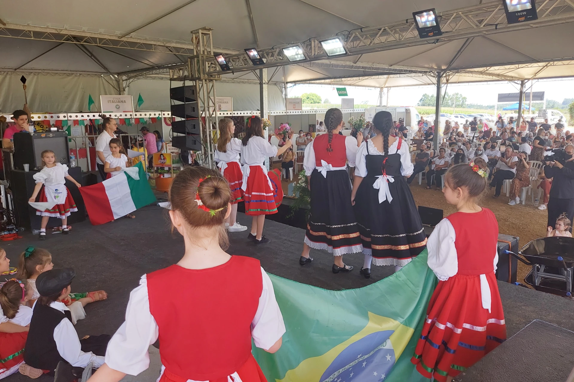 Festival das Etnias celebra cultura, gastronomia e tradição em Içara