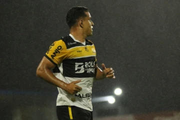 Ao vivo: Crciúma perde mais uma e liga o alerta na Série B