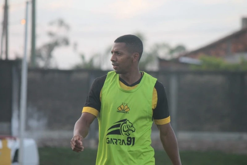 Lembra dele? Cuiabá tem no elenco atacante que quase caiu para a Série D do Brasileiro com o Tigre