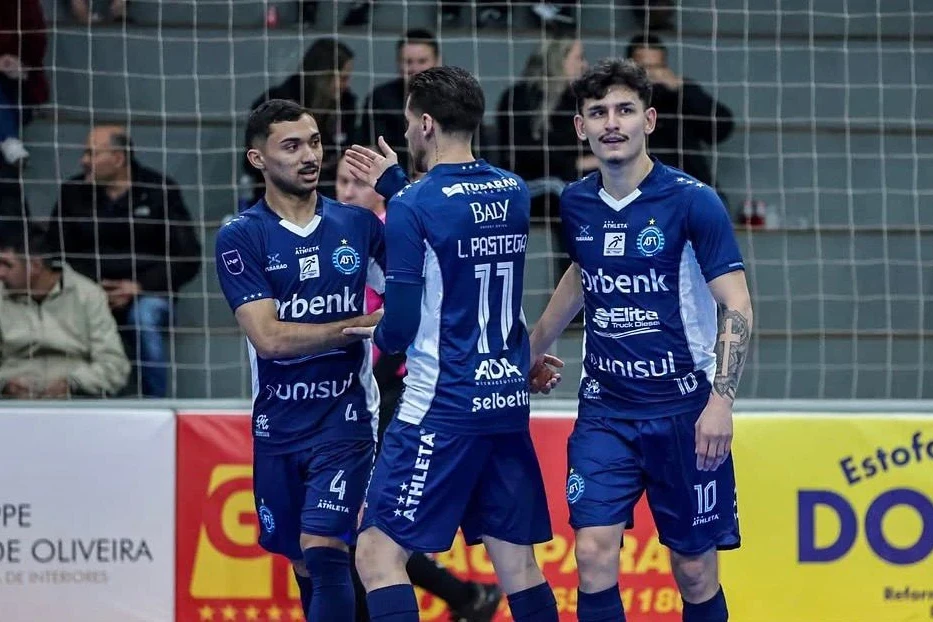 Tubarão disputa primeira fase de mata-mata da Liga Nacional de Futsal