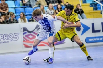 Tubarão é derrotado em casa nas oitavas de final da Liga Nacional de Futsal