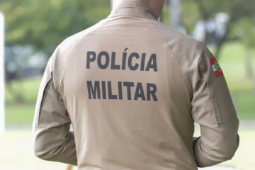Homem é preso após agredir mulher com socos e chutar cachorro em Criciúma