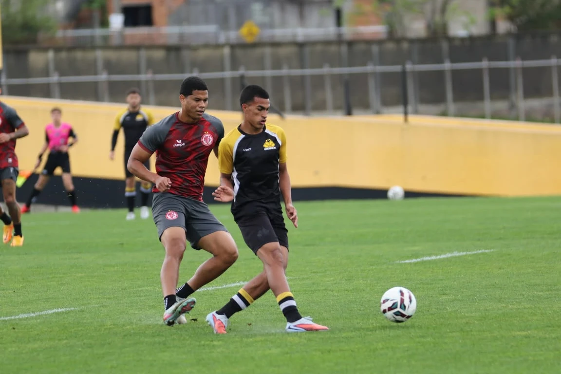 Criciúma vence Hercílio Luz em jogo-treino neste sábado