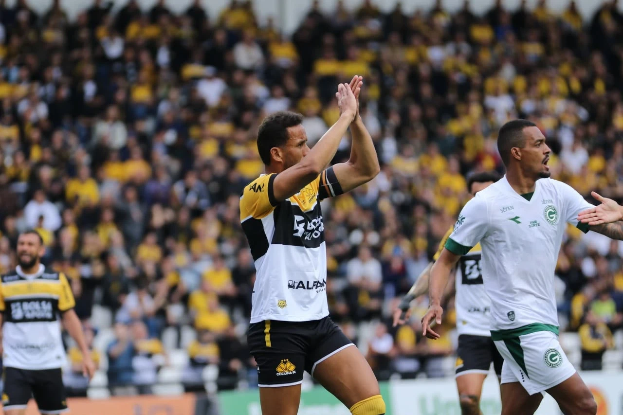 Rodrigo destaca importância do torcedor carvoeiro em jogo decisivo no Majestoso