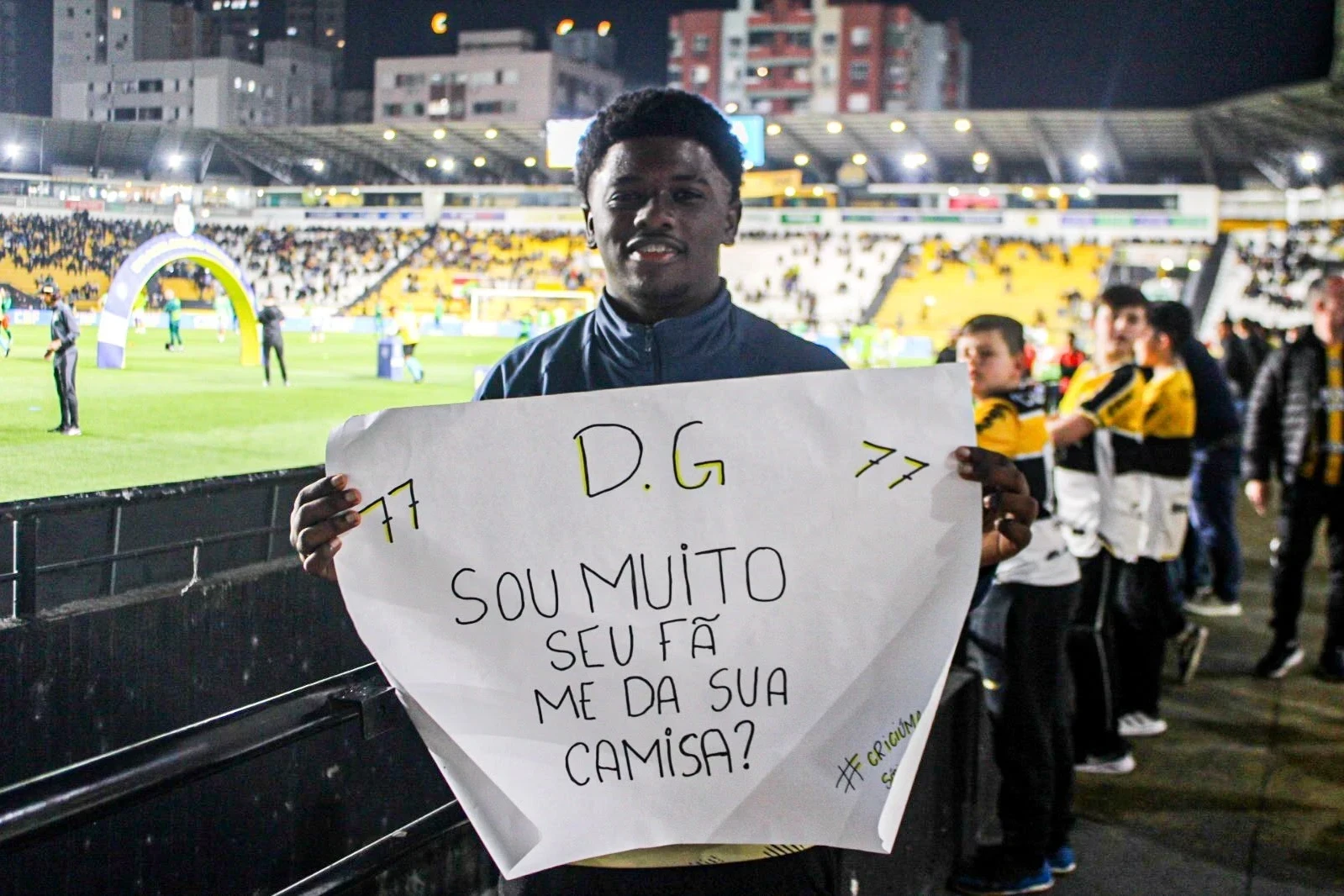 Com recorde de público, torcedores acompanham derrota do Criciúma no Majestoso