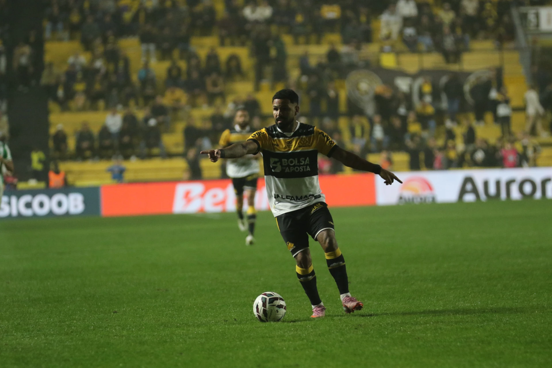 Jogo desta quinta-feira pode deixar o Criciúma na quinta posição
