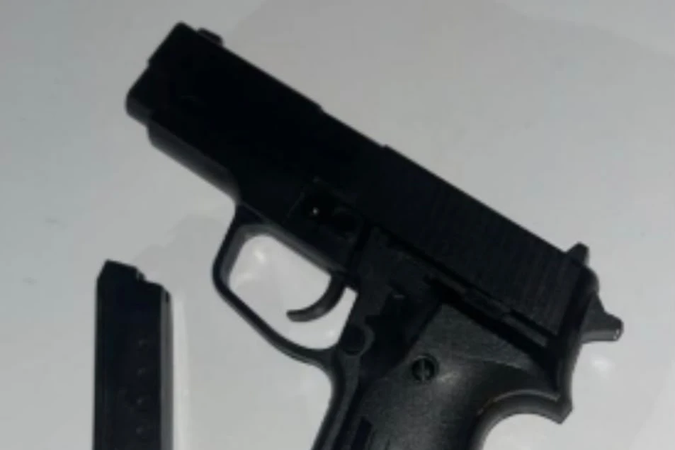 Trabalhador chama a polícia após ser ameaçado com arma falsa na SC-445