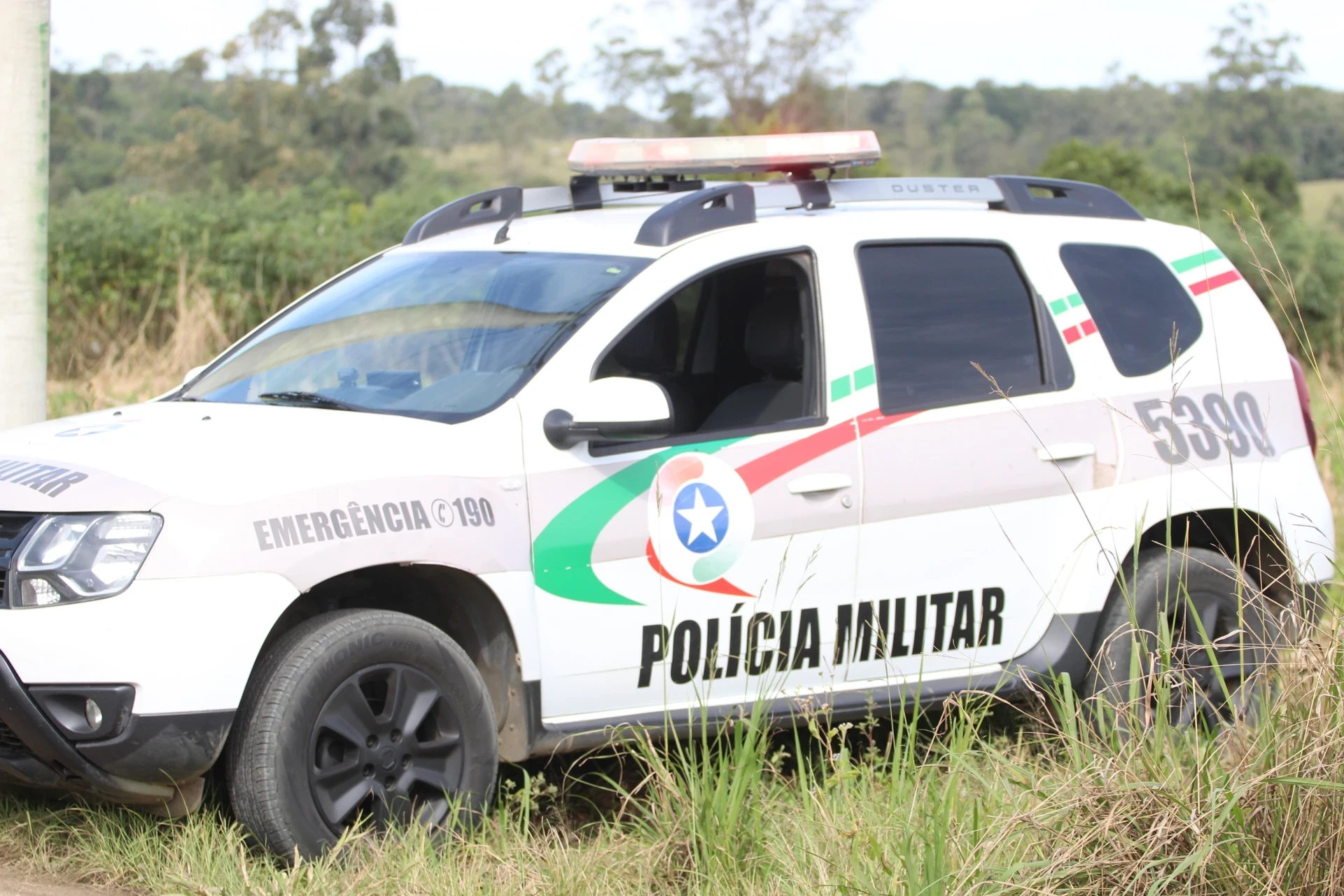 PM flagra jovem com quase meio quilo de maconha e mais de mil reais em dinheiro