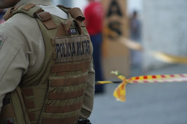 Homem é atingido por disparos de arma de fogo em Tubarão