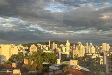 Semana começa nublada e termina com predomínio de sol em Criciúma; confira a previsão