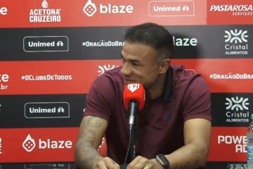 ‘Eu queria pressionar o Criciúma de um jeito que ele não tinha sido pressionado’, afirma Roger Silva