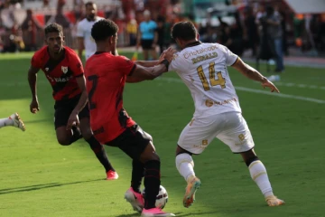 Ao vivo: Baptista continua no Criciúma; saiba os bastidores