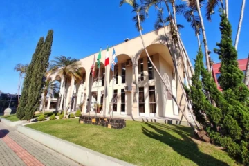 Prefeitura de Nova Veneza alerta sobre anúncio falso de cursos gratuitos