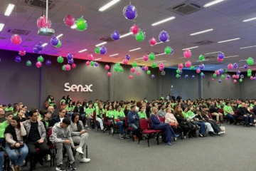 Senac Criciúma reúne 300 adolescentes em evento imersivo sobre diferentes áreas profissionais