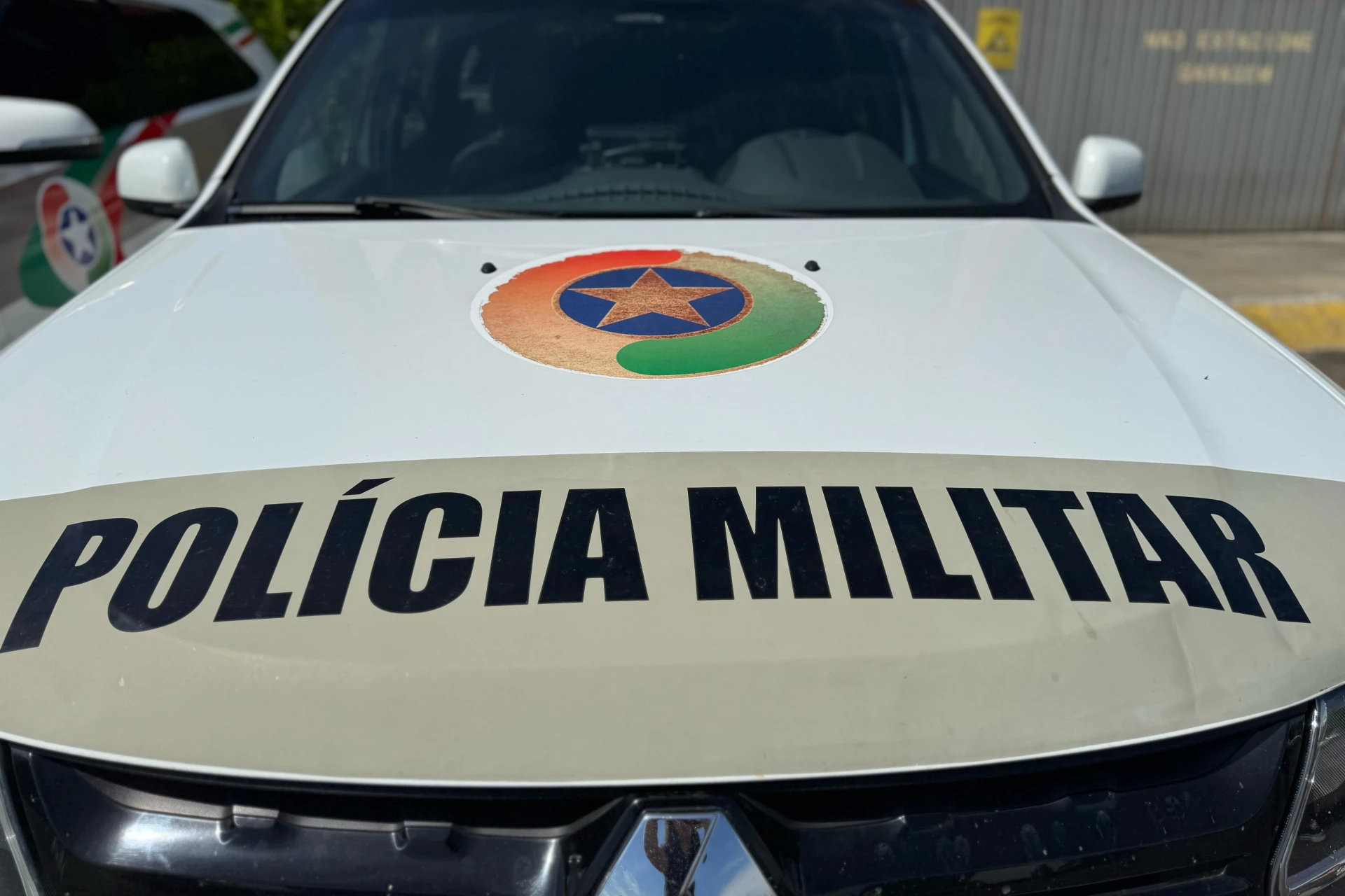 Criminoso invade estabelecimento comercial e interrompe fornecimento de energia elétrica