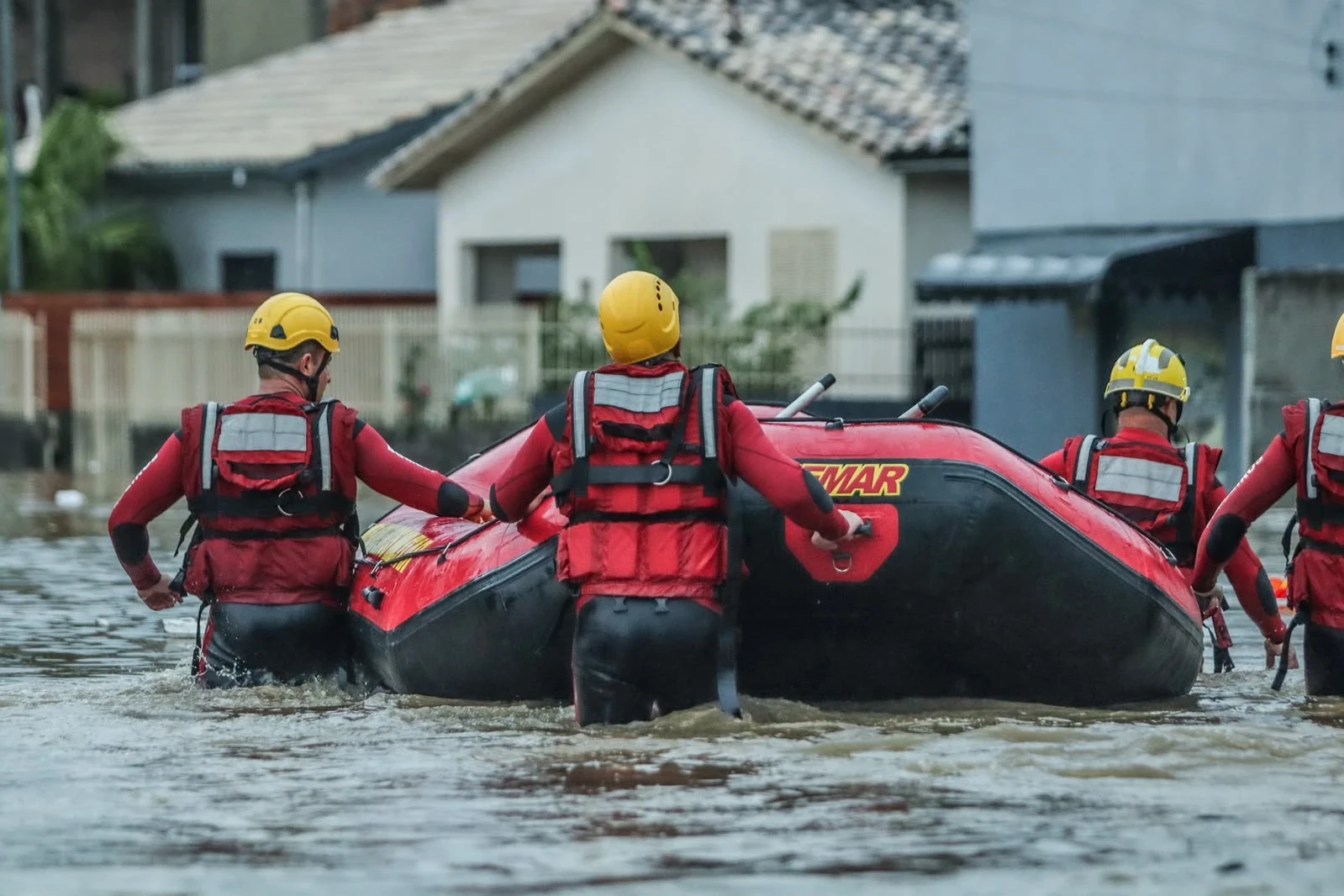 Saiba como ajudar as famílias afetadas pelas fortes chuvas em Criciúma