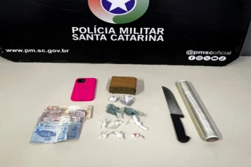 Homens e mulher são presos após serem flagrados com cocaína e maconha