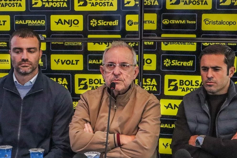 Criciúma pretende anunciar novo técnico ainda nesta quarta-feira