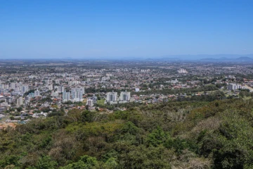 Sem previsão de chuva, quinta-feira será fria e ensolarada em Criciúma