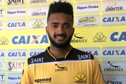 Lembra dele? Londrina tem no elenco lateral que atuou em apenas um jogo pelo Tigre