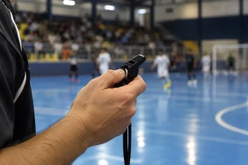 Público volta aos jogos da LUD após ataque contra arbitragem e novos protocolos são adotados