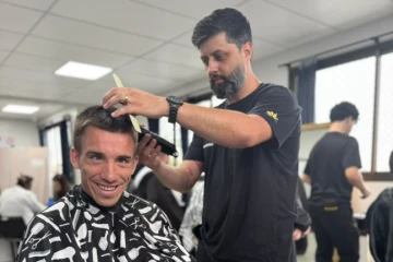 Projeto transforma momentos de beleza em experiências de inclusão na Apae de Criciúma