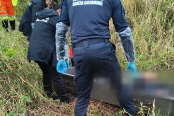 Corpo de homem é encontrado dentro de rio próximo à BR-101