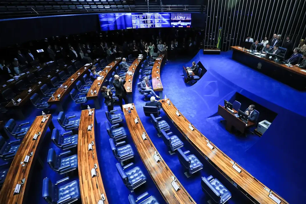 Votos para o Senado exigem atenção redobrada do eleitor