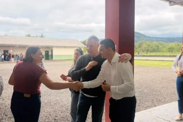 Prefeito de Treviso comparece às urnas e destaca importância do voto para a população brasileira