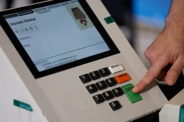 TRE registra mais de 95 ocorrências com urnas eletrônicas durante votação em SC