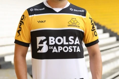 Criciúma pode anunciar novo patrocinador nesta segunda-feira