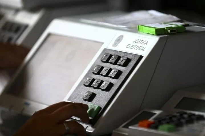 Quem não votou no primeiro turno pode votar no segundo? Entenda as regras