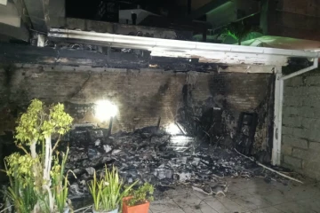 Incêndio atinge depósito de residência e destrói móveis e ferramentas em Garopaba