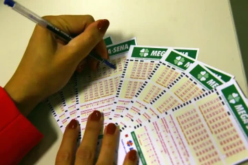Mega-Sena acumula e prêmio chega a R$ 112 milhões; apostas de SC acertam a quina